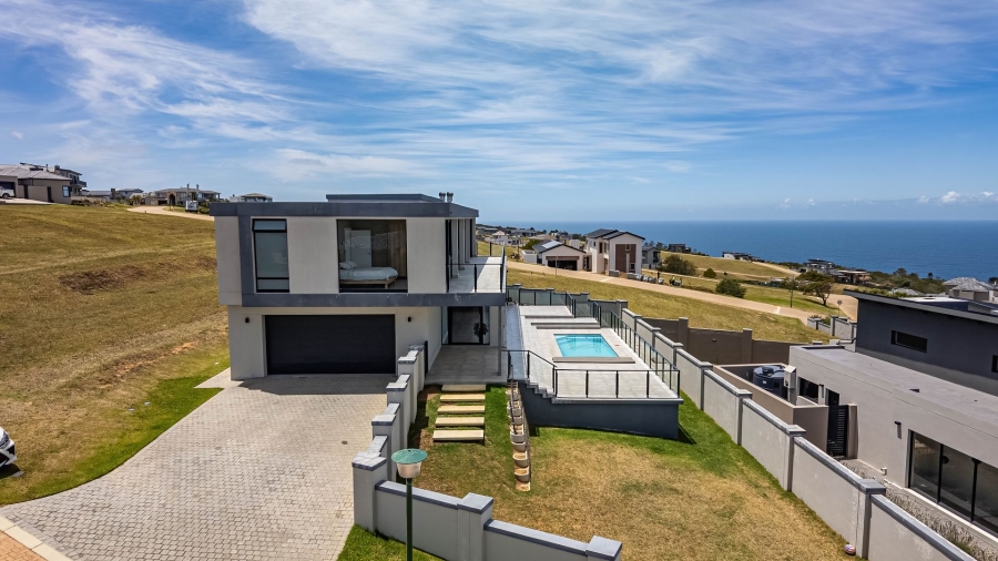 4 Bedroom Property for Sale in Le Grand Golf Estate Western Cape